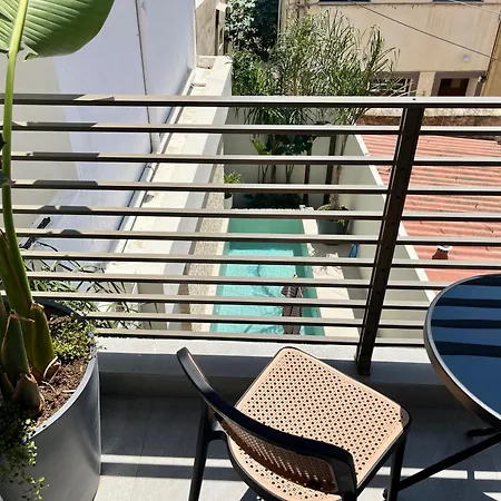 Triekmo Pyr Apartman *